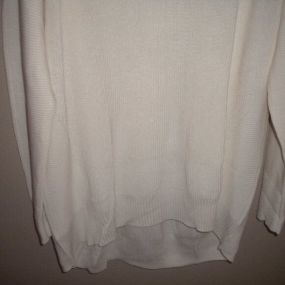 Matty M Women's Plus Size 3X Ivory Rib Stitch V Neck Sweater NWT - Picture 4 of 5